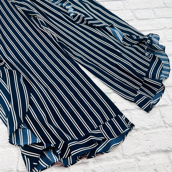Green Envelope Large Navy and White Striped Wide Leg Ruffle Pants Romantic - Picture 4 of 8
